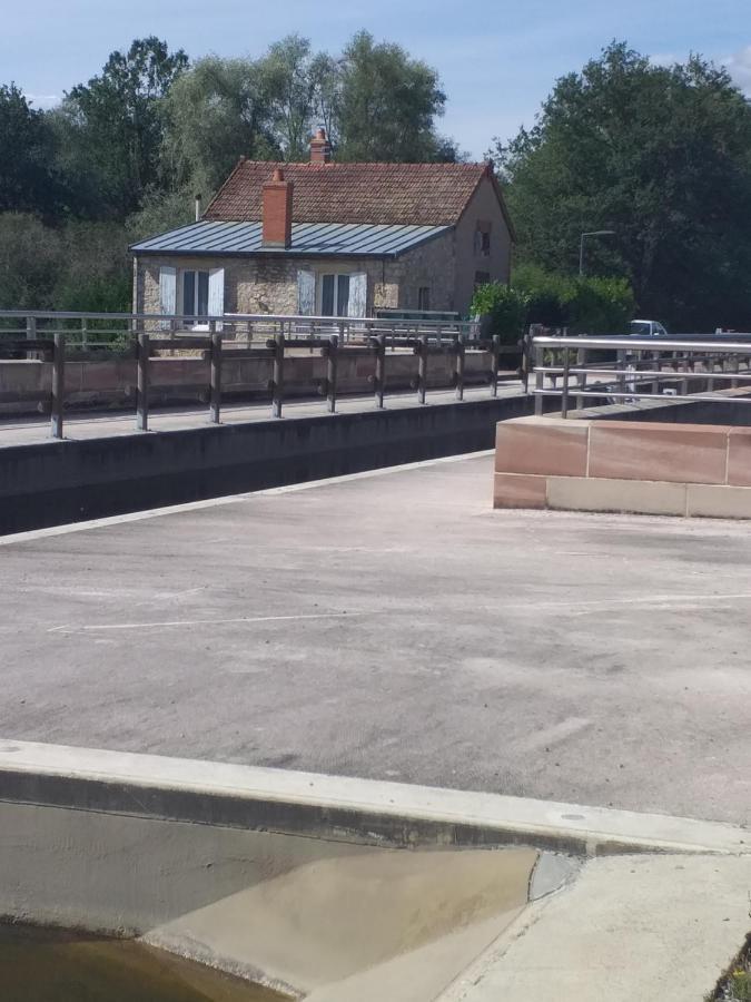 La Maison Du Canal Vaux  Buitenkant foto